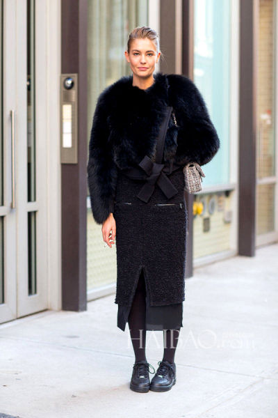 ��ģ�ȼρ���� (nadja bender) ����ʾ��acne studios��ɫƴɴ��ȹ ��ģ�ȼρ���� (nadja bender) ����ʾ��acne studios��ɫƴɴ��ȹ