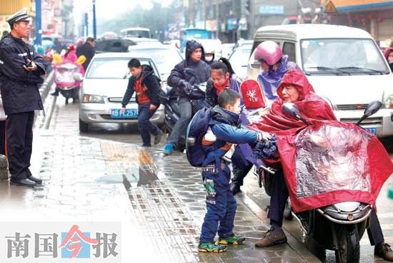 ���羡�����꣬��у��ǰ�����ر�ӵ�µ���������ҫ���� ���羡�����꣬��у��ǰ�����ر�ӵ�µ���������ҫ����