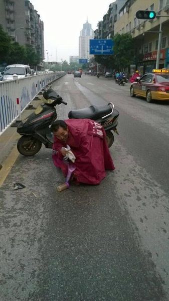 ͼϊ���µ綯����ʻ�� ͼϊ���µ綯����ʻ��