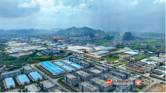 玉商回归产业园——北流高端金属制品分园,位于北流市北流镇潮塘村和民安镇高车村,总体规划面积1350亩,是玉林市首个玉商回归产业园。(钟勇 摄)